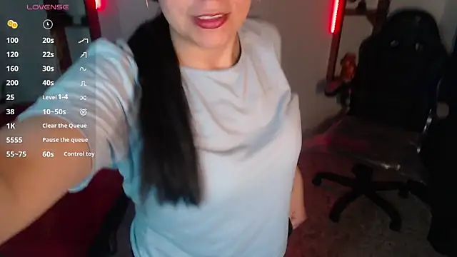 Snapshot of QueenRose94 chatting on 03-24-26, 12:32 QueenRose94 online show from 03-24-26, 12:32