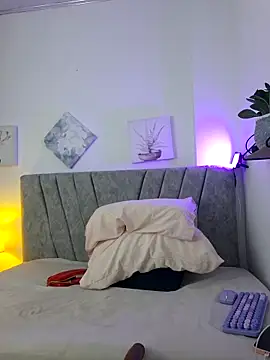Wild lilhyy online show from 05-07-26, 11:10
