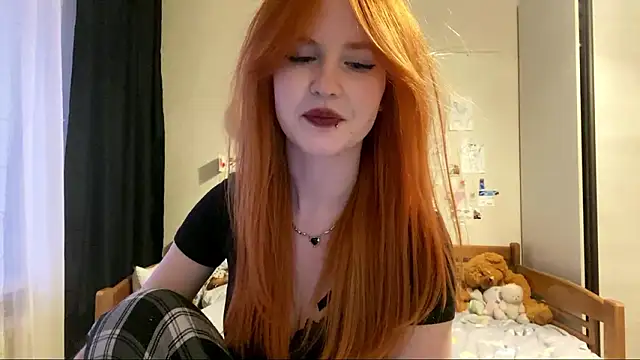 Snapshot of DynaLoom chatting on 03-19-26, 03:27 DynaLoom online show from 03-19-26, 03:27
