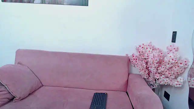 Kitty f00x online show from 04-29-26, 08:59
