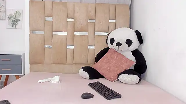 ValentiinaMoon online show from 02-11-26, 07:52