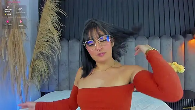 Nanda vixen  online show from 02-08-26, 09:29