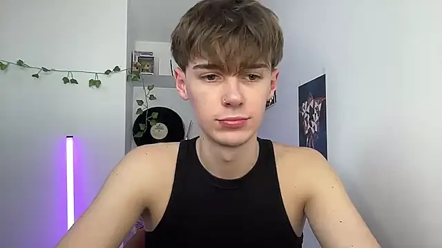 YourMilkyGuy online show from 05-06-26, 03:17