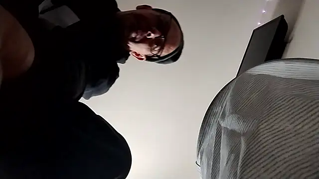 TheCreator42 online show from 02-09-26, 03:49