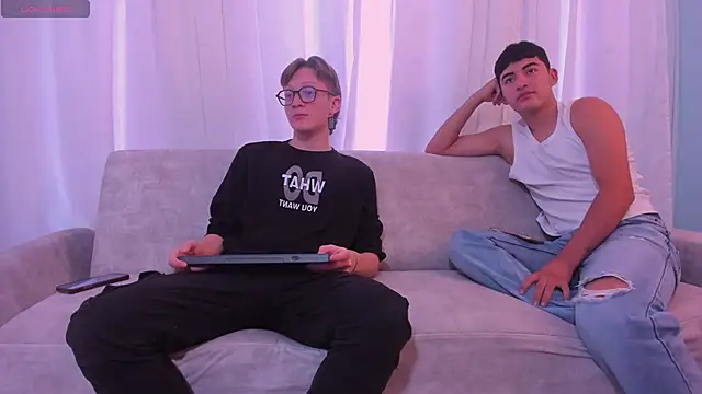 close friends online show from 06-30-26, 02:18