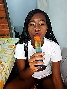 -hotebony online show from 05-01-26, 01:32