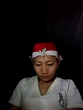 Snapshot of Linka998 chatting on 05-05-26, 09:34 Linka998 online show from 05-05-26, 09:34