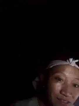 Snapshot of Linka998 chatting on 05-06-26, 03:28 Linka998 online show from 05-06-26, 03:28