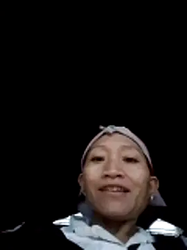 Snapshot of Linka998 chatting on 05-10-26, 11:37 Linka998 online show from 05-10-26, 11:37