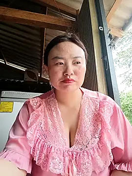 lisn-cute online show from 05-07-26, 01:55