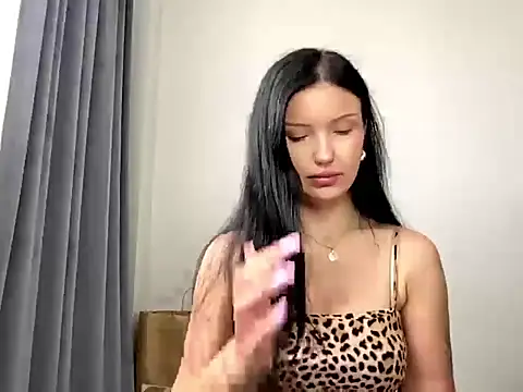 JoanGold online show from 05-05-26, 12:13
