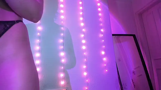 Freja Fantasy online show from 02-22-26, 12:15