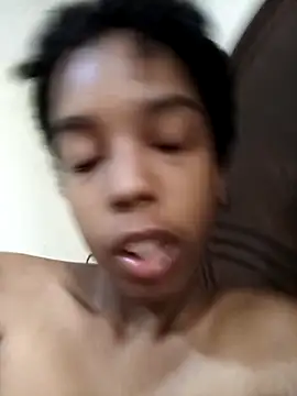 Roxilover online show from 02-08-26, 02:20