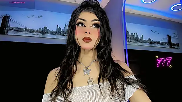 CuteMiaaa online show from 06-25-26, 08:46
