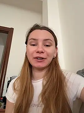 Snapshot of AlessiaandJay chatting on 04-30-26, 07:36 AlessiaandJay online show from 04-30-26, 07:36
