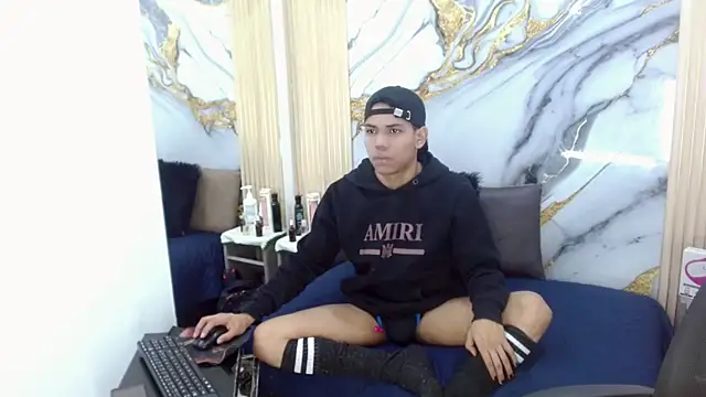 DaviidBuckx  online show from 06-23-26, 02:31
