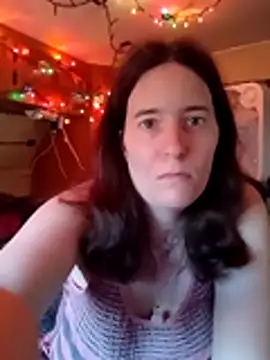 Snapshot of JMT42 chatting on 02-13-26, 09:44 JMT42 online show from 02-13-26, 09:44