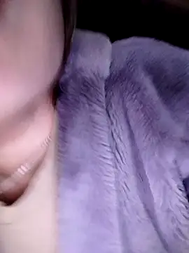 Yiyoongg online show from 02-13-26, 12:34