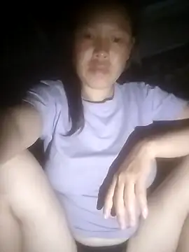 Snapshot of Yang-my- chatting on 05-20-26, 09:43 Yang-my- online show from 05-20-26, 09:43