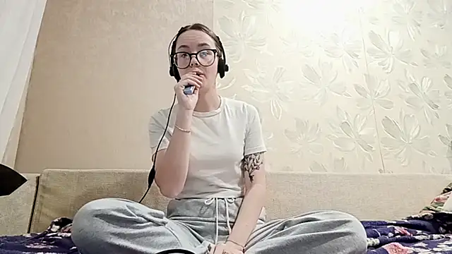 RomanceEncore online show from 02-09-26, 12:20