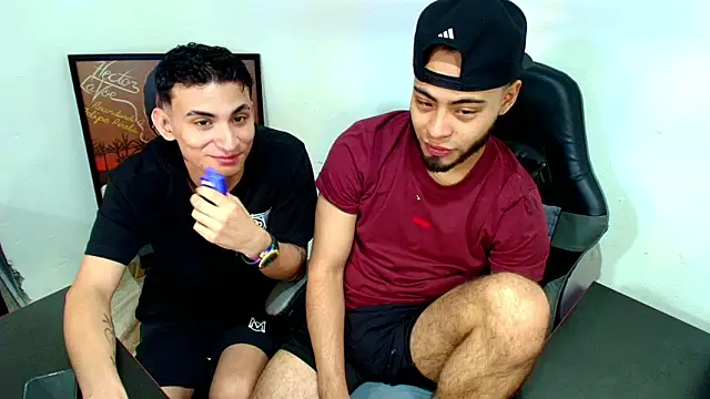 Snapshot of Xanderstone00 chatting on 03-10-26, 01:38 Xanderstone00 online show from 03-10-26, 01:38