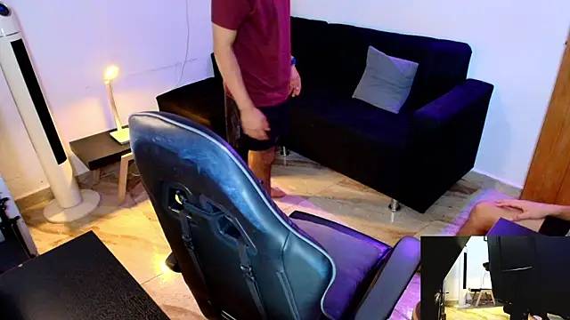 Snapshot of Xanderstone00 chatting on 03-11-26, 10:05 Xanderstone00 online show from 03-11-26, 10:05