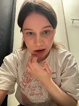 Snapshot of Misa_UwU chatting on 02-16-26, 08:10 Misa UwU online show from 02-16-26, 08:10