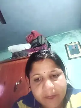 Snapshot of cute_naina1213 chatting on 02-11-26, 04:23 cute naina1213 online show from 02-11-26, 04:23