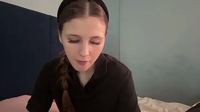 LinaWills online show from 02-09-26, 09:35