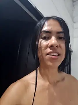 Snapshot of Alannys19 chatting on 02-12-26, 03:34 Alannys19 online show from 02-12-26, 03:34