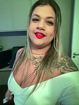 Snapshot of kahreal chatting on 05-11-26, 02:45 kahreal online show from 05-11-26, 02:45