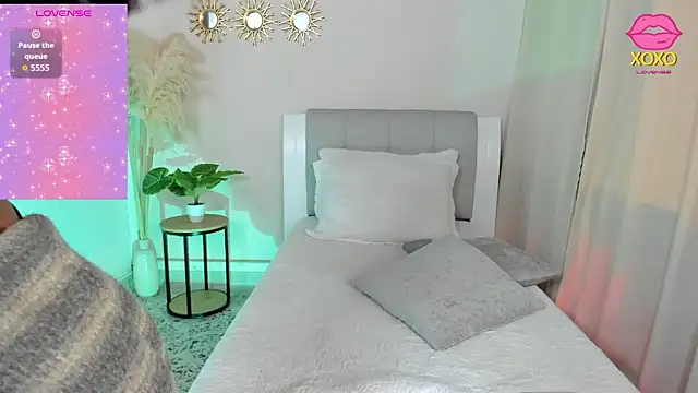 antonela-bella online show from 06-15-26, 02:30