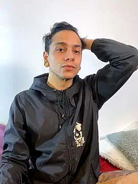 Snapshot of acid_timee chatting on 10-10-25, 02:43 acid timee online show from 10-10-25, 02:43