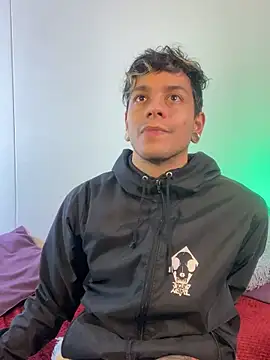 Snapshot of acid_timee chatting on 10-16-25, 04:24 acid timee online show from 10-16-25, 04:24