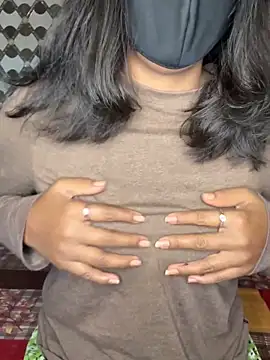 Snapshot of lovely_siaa chatting on 03-23-26, 04:22 lovely siaa online show from 03-23-26, 04:22