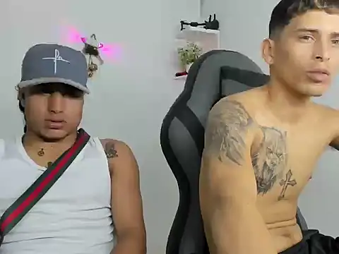 janer0069 online show from 02-08-26, 07:28