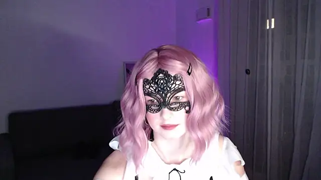 LunaXcherry online show from 02-25-26, 05:22