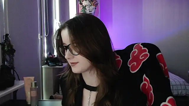 Snapshot of LunaXcherry chatting on 04-22-26, 04:41 LunaXcherry online show from 04-22-26, 04:41