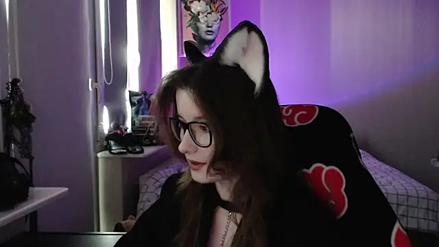 Snapshot of LunaXcherry chatting on 04-23-26, 04:53 LunaXcherry online show from 04-23-26, 04:53