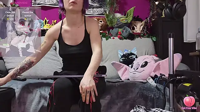 Snapshot of ViGothFox chatting on 02-24-26, 07:12 ViGothFox online show from 02-24-26, 07:12