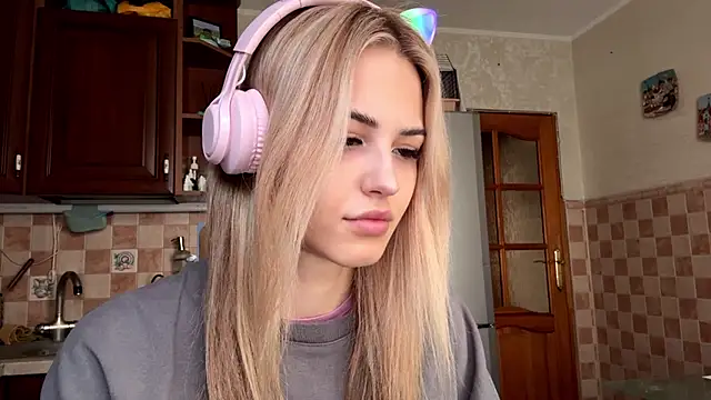 Evva mayy online show from 03-08-26, 07:01