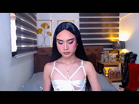 JuicyCockThea online show from 05-08-26, 01:00