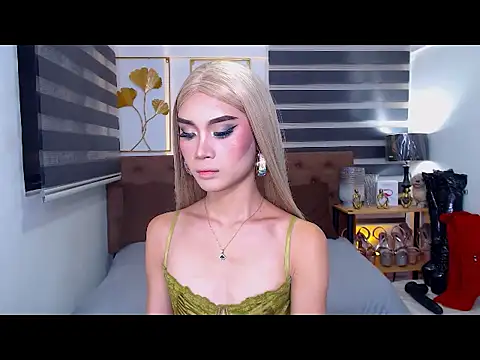 JuicyCockThea online show from 06-16-26, 10:51