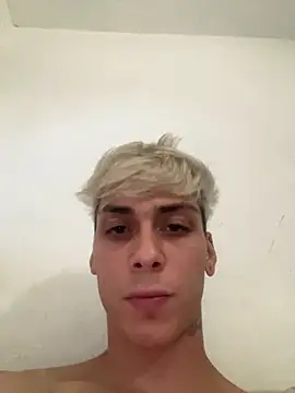 Snapshot of Babyfacenik chatting on 03-02-26, 02:57 Babyfacenik online show from 03-02-26, 02:57