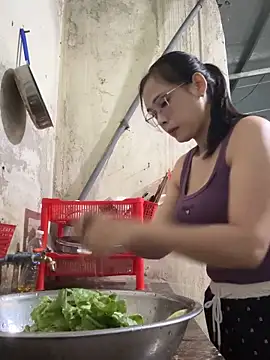 AYW-217 online show from 02-25-26, 03:38