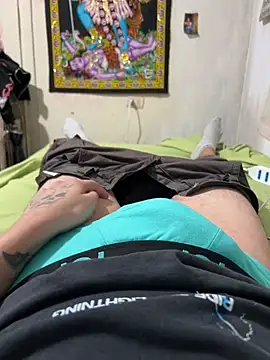 bluepale666 online show from 02-09-26, 05:55