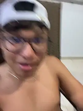 hcervant70 online show from 02-09-26, 07:45