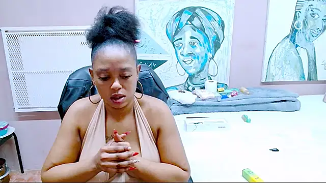 TyraHotxxx online show from 06-18-26, 09:14
