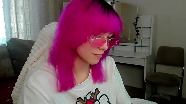 EmilyTrase online show from 05-11-26, 01:11