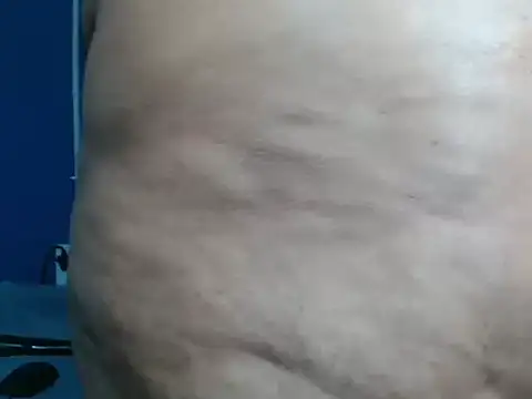 Snapshot of Sweet-Bella17 chatting on 02-12-26, 12:49 Sweet-Bella17 online show from 02-12-26, 12:49